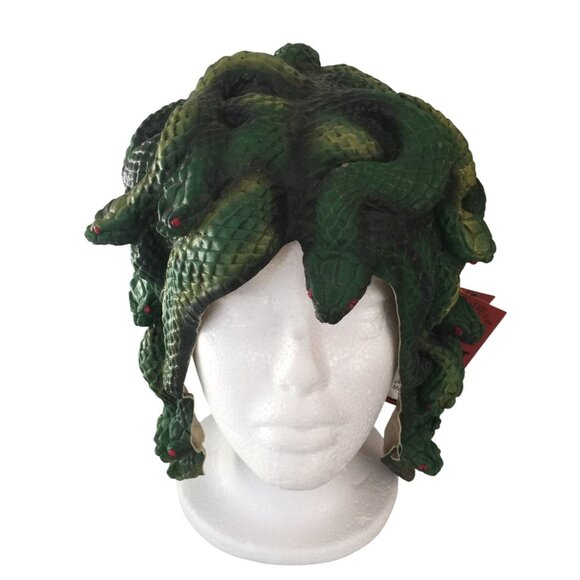 Trick or Treat Studios Adult MEDUSAS with Chin Strap MASKS TO DIE FOR! - Picture 1 of 7